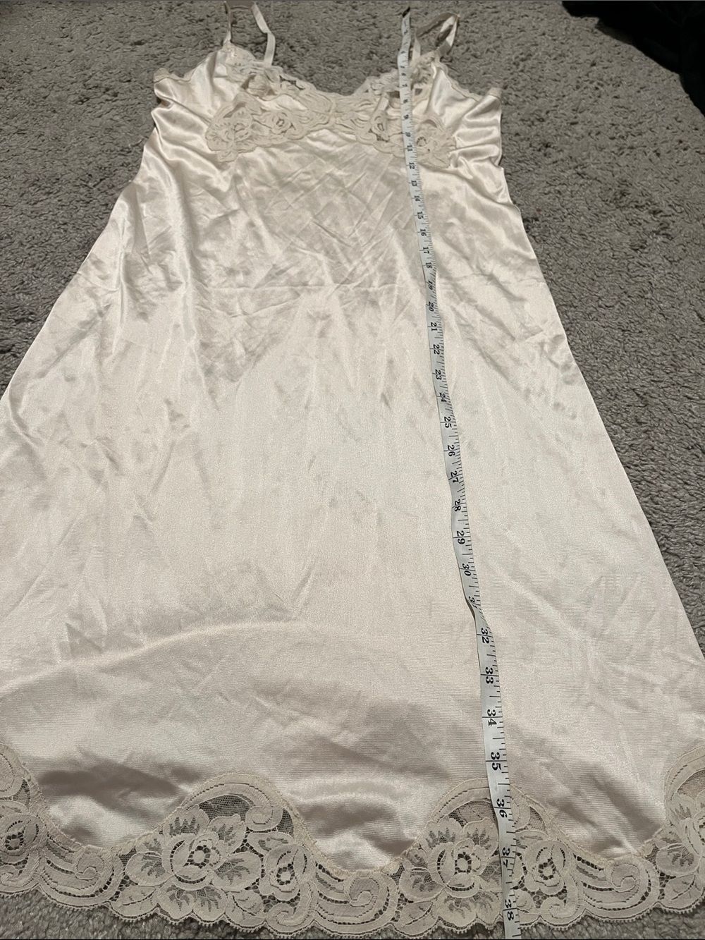 Vintage Vanity Fair Cream Lace-Trim Slip Dress Nightgown Feminine Cottagecore - Picture 10 of 10